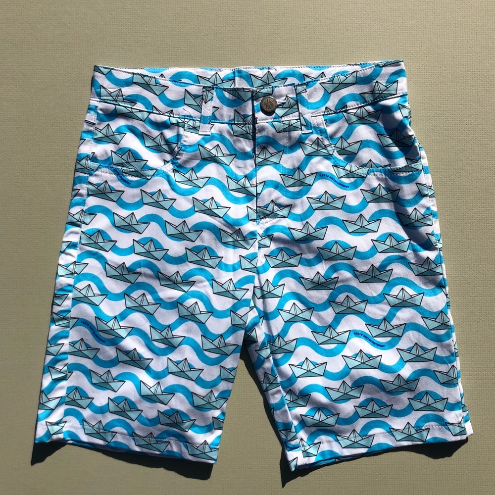 10x10 ANITALIANTHEORY Abstract Paper Boat Shorts